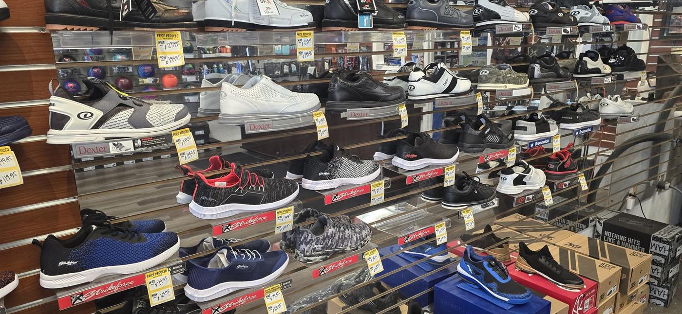 Shoe display table